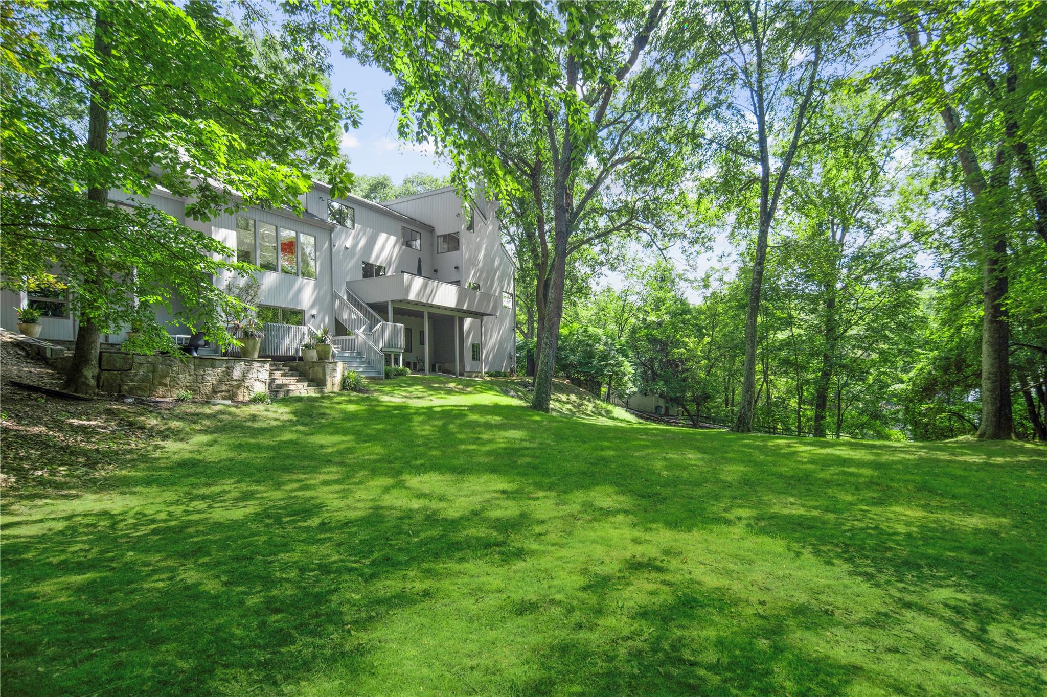 7 High Meadows Road, Mount Kisco, New York image 42