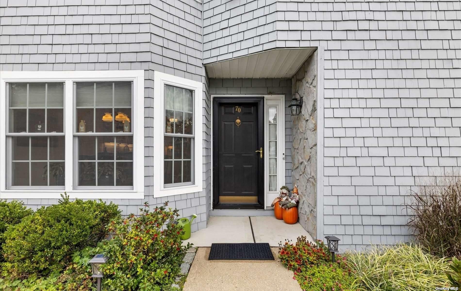 70 Lakebridge Drive #70, Kings Park, New York image 4