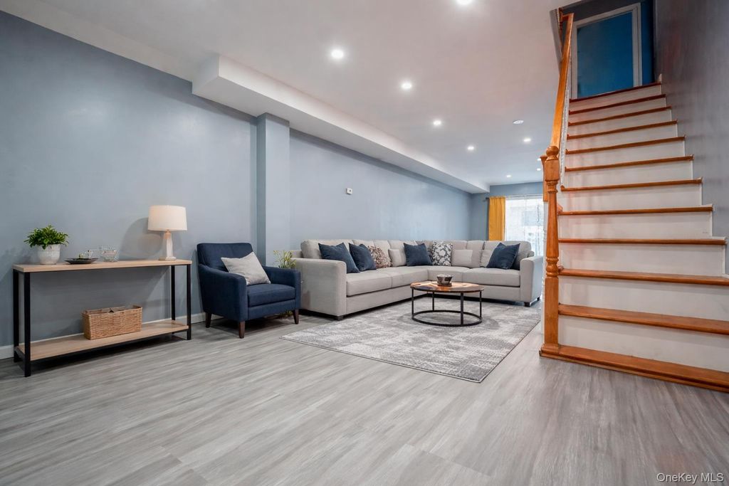 Photo of 23 Yucca Drive, Staten Island, NY 10312 (MLS # 944064)