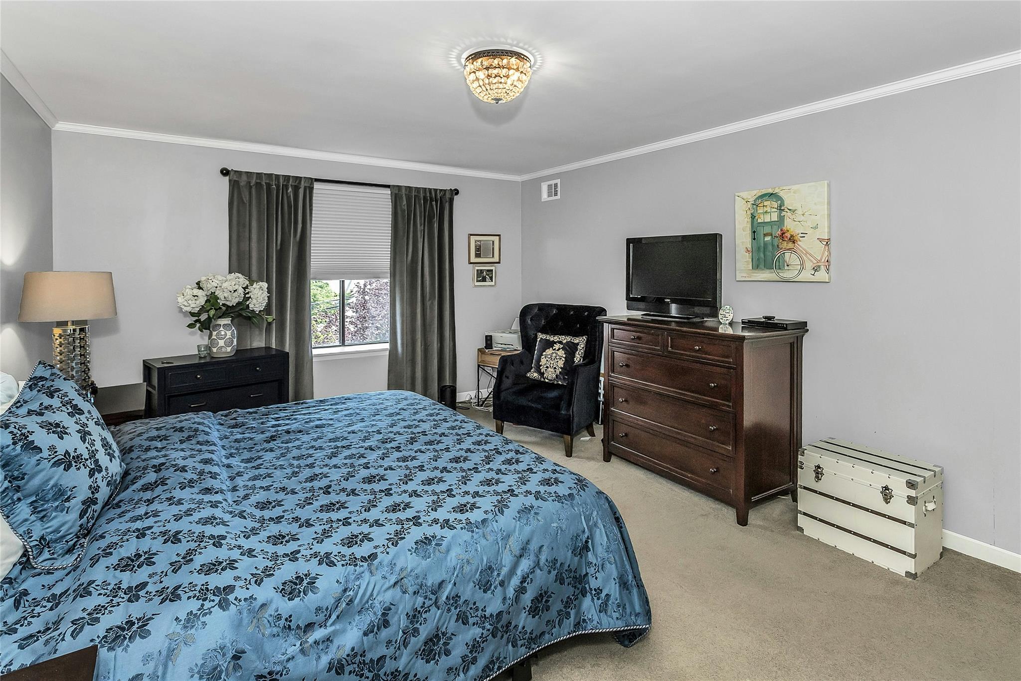 99 S Park Ave #308, Rockville Centre, New York image 20