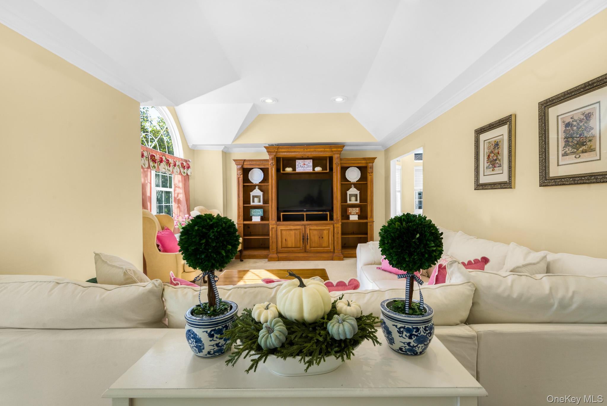 3102 Amen Corner