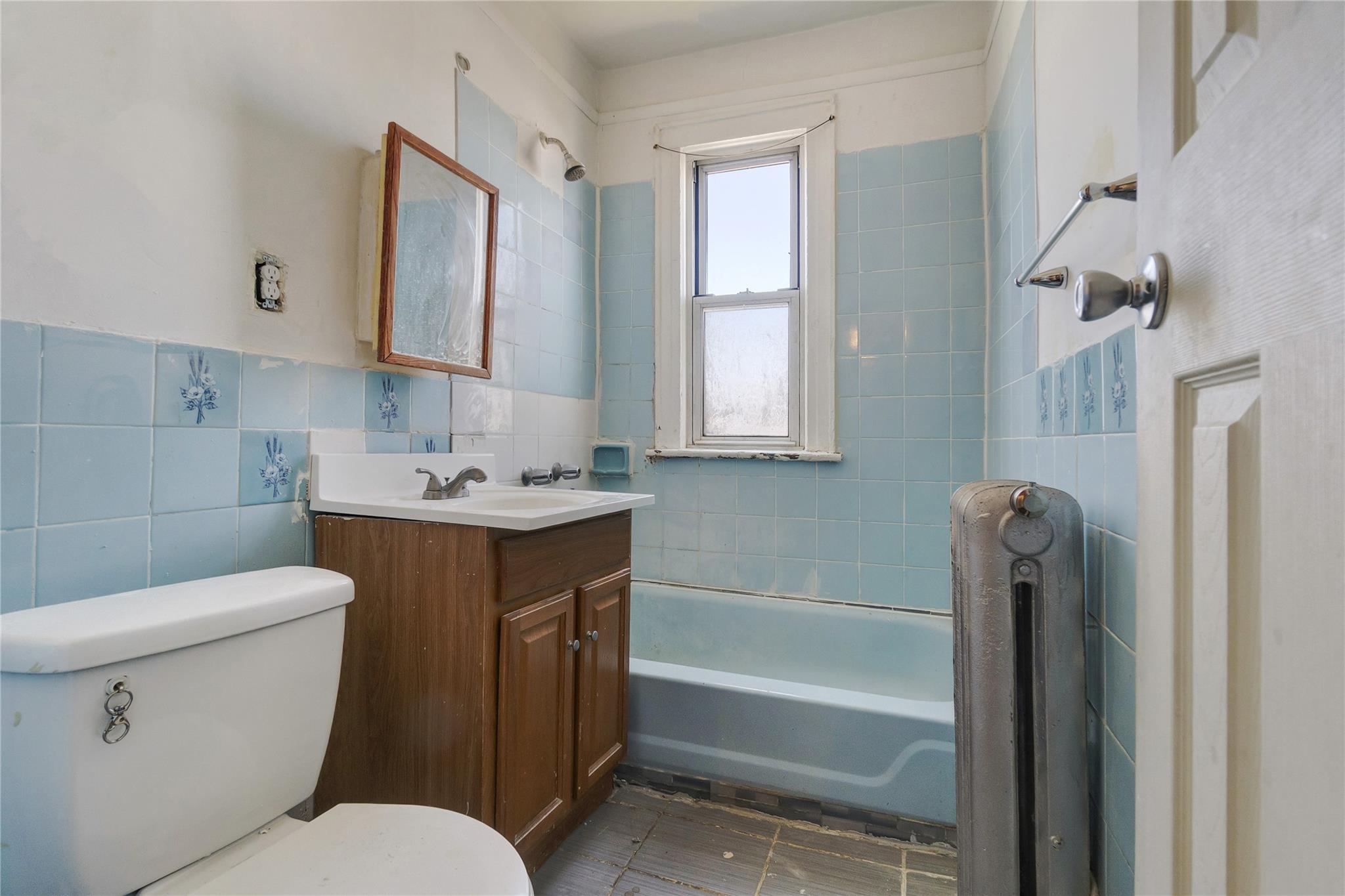 6928 Almeda Avenue, Arverne, New York image 13
