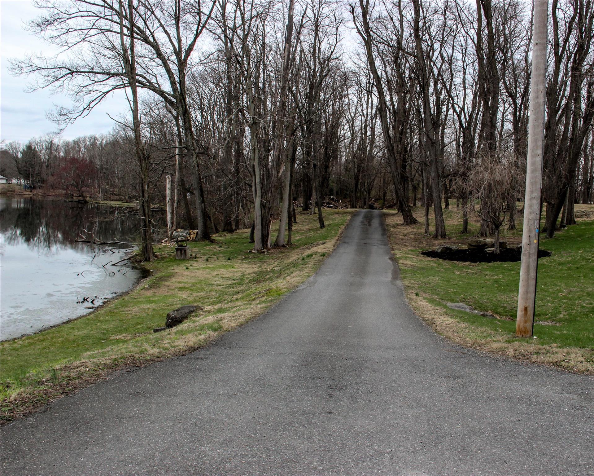 98 Mill Road, Red Hook, New York image 4