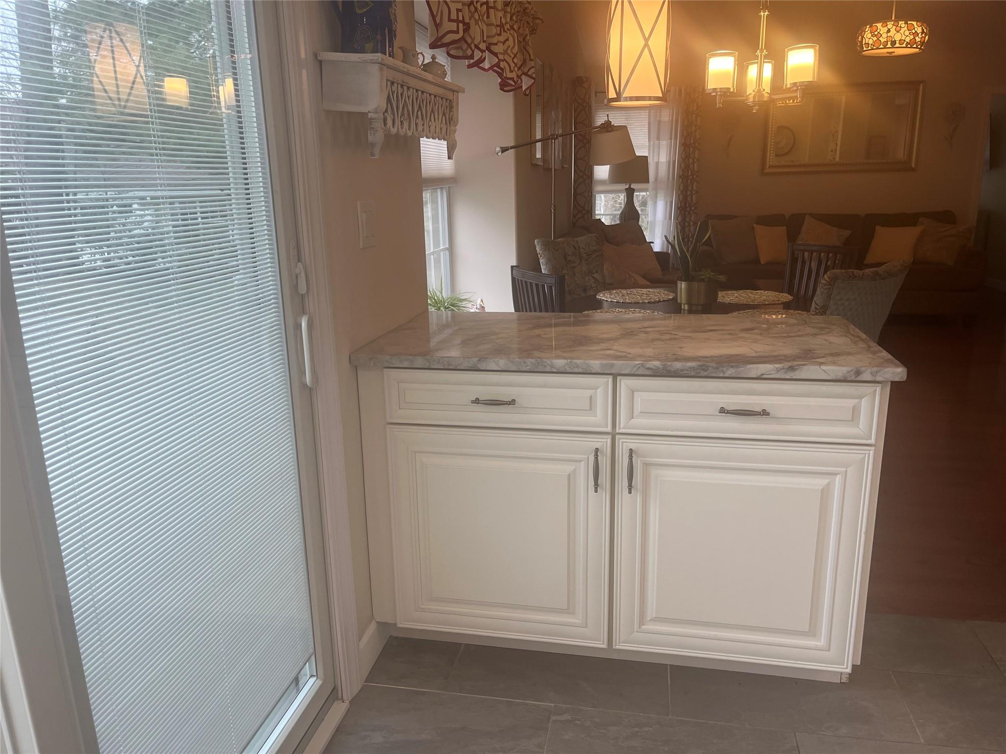 8 Flanders Court, Ridge, New York image 6