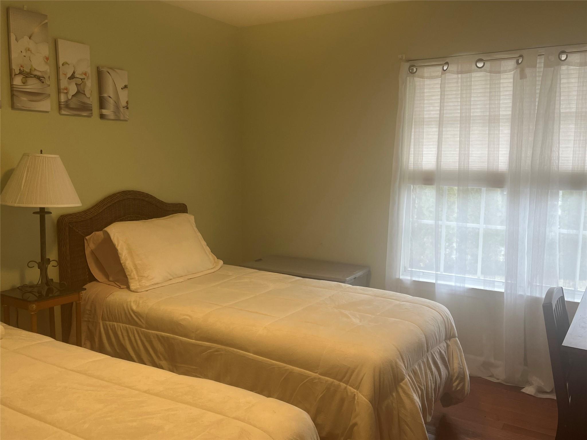 8 Flanders Court, Ridge, New York image 17