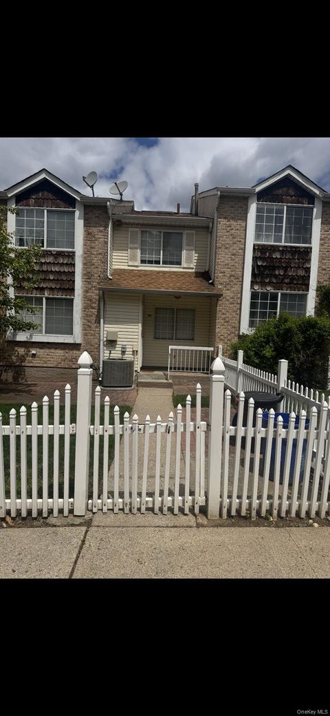 Homes For Sale - 6A DREYER AVE Dreyer Ave<br/> Staten Island, NY 10314
