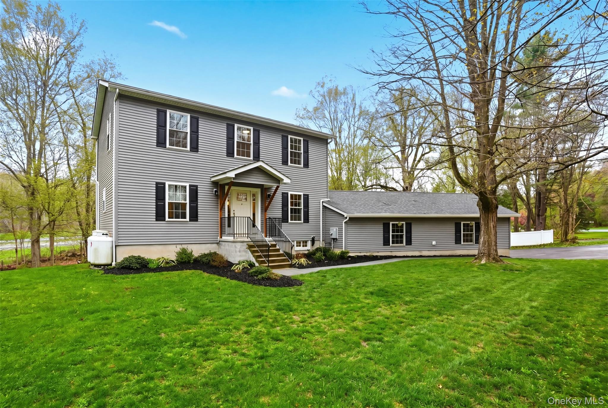 400 S Ohioville Road