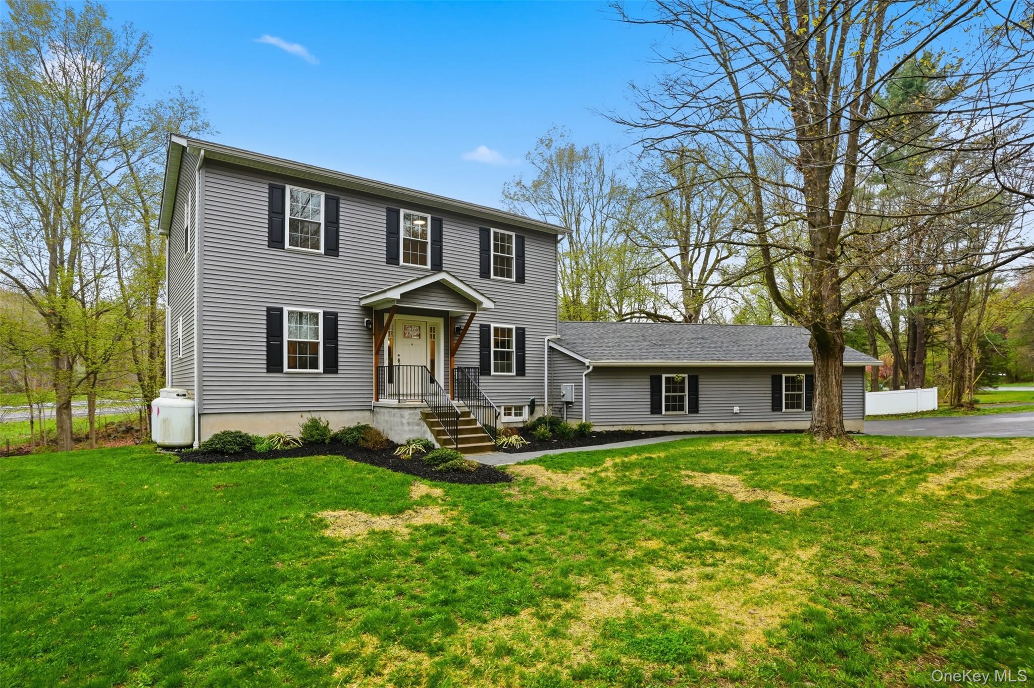 400 S Ohioville Road