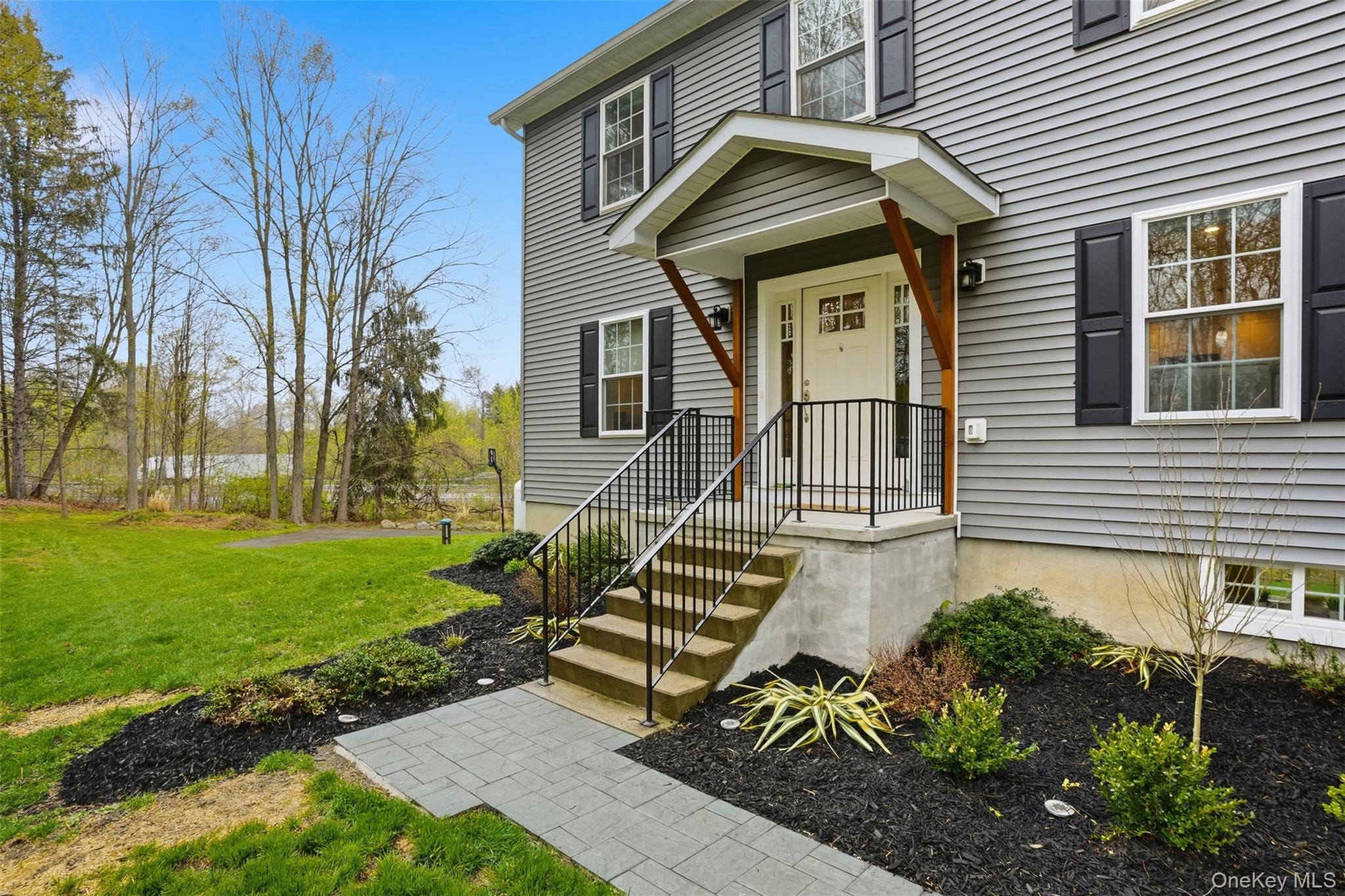 400 S Ohioville Road