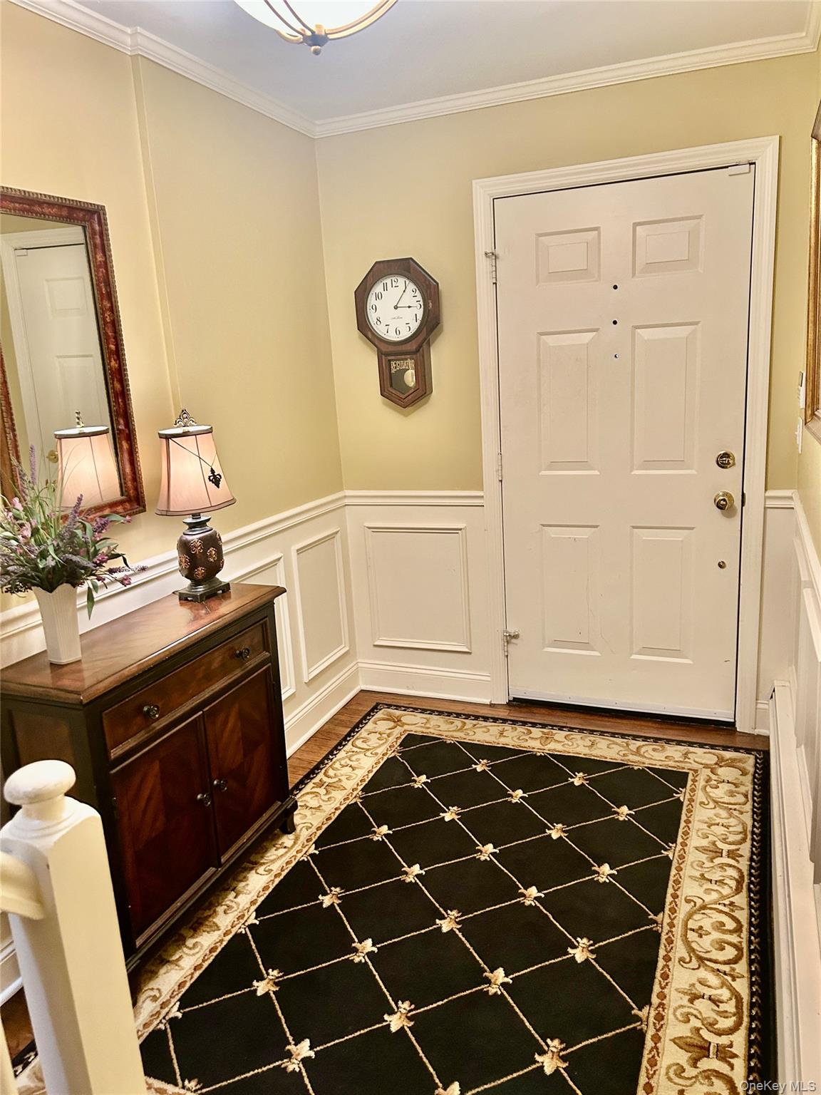 525 Hollywood Avenue