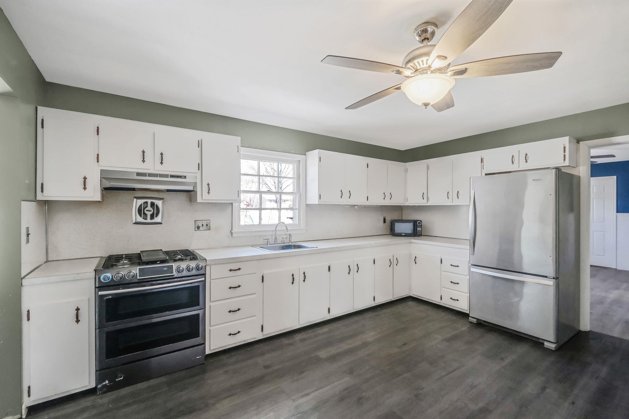 181 Beaverdam Road, Islip, New York image 11