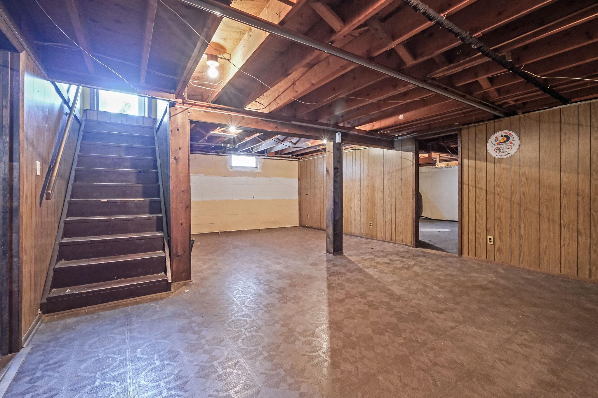181 Beaverdam Road, Islip, New York image 23
