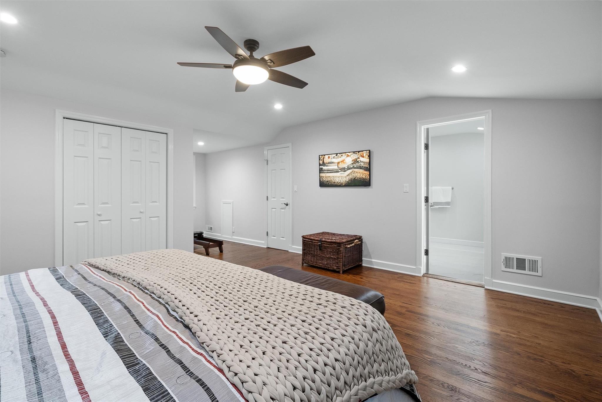 6 Ogden Road, Scarsdale, New York image 25