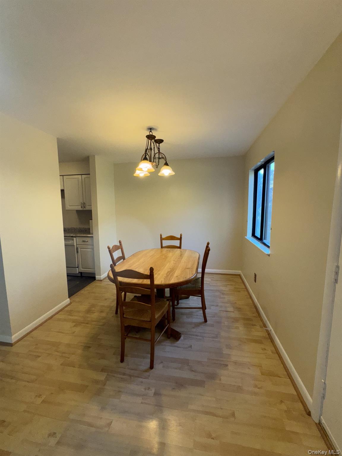 Poughkeepsie, New York 12603, United States, 2 Bedrooms Bedrooms, ,1 BathroomBathrooms,Residential,Active,189277