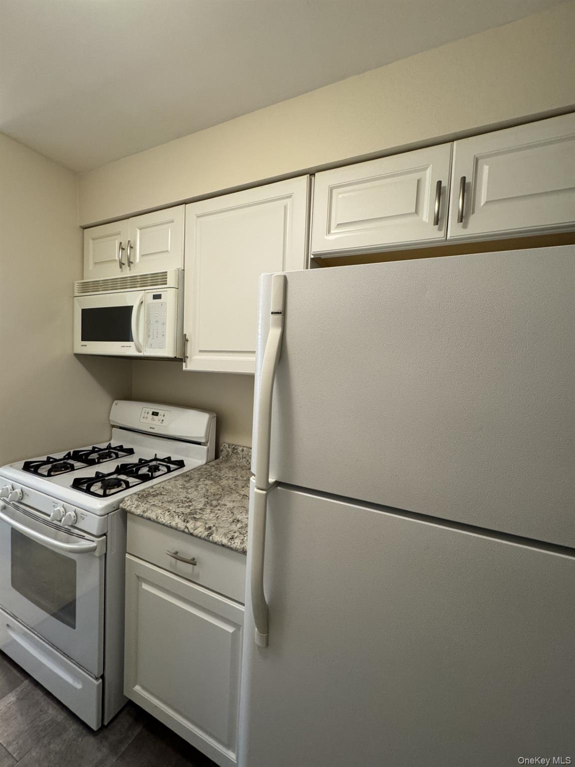 Poughkeepsie, New York 12603, United States, 2 Bedrooms Bedrooms, ,1 BathroomBathrooms,Residential,Active,189277