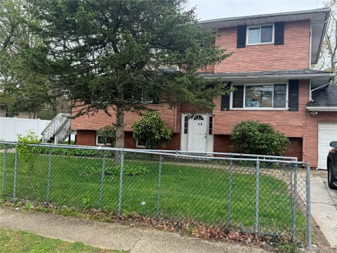 Apartment For Rent - 26 Jefferson Ave Avenue<br/> Amityville, NY 11701