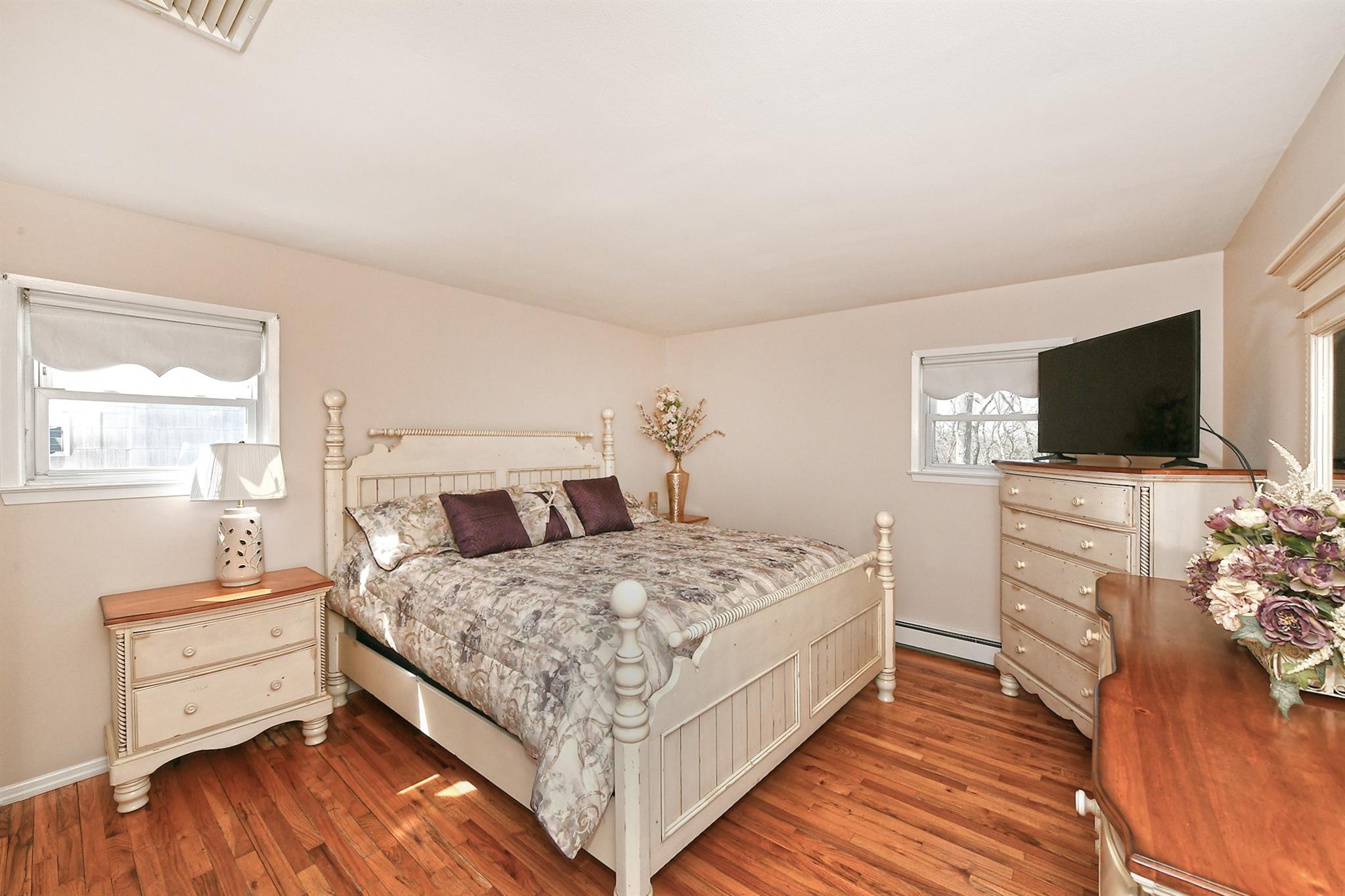 330 Port Avenue, Ronkonkoma, Florida image 16