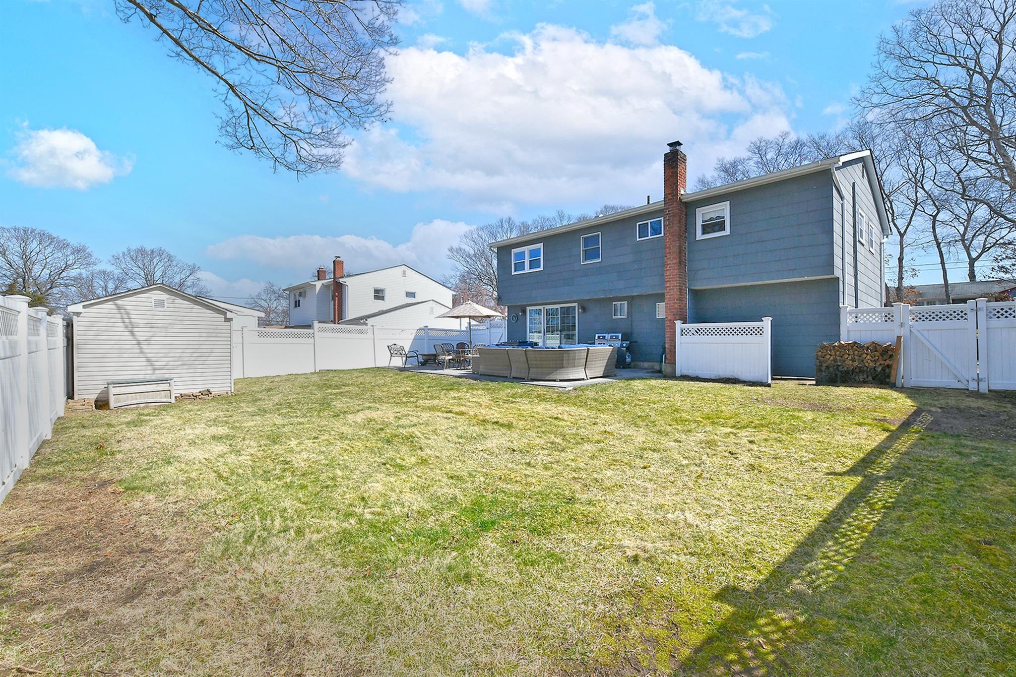 330 Port Avenue, Ronkonkoma, Florida image 26