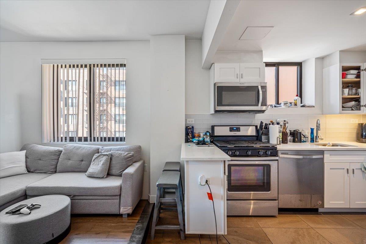 87-22 51st Avenue #4H, Elmhurst, New York image 3