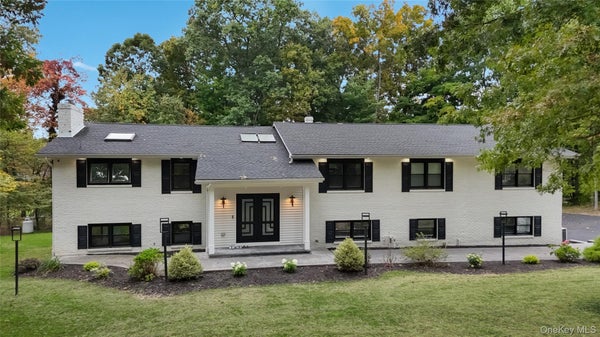 2 BALTSAS RD, NEWBURGH, NY 12550 - Image d449d0466aa56f3d2b1cbae9f9e57d36/2494924545