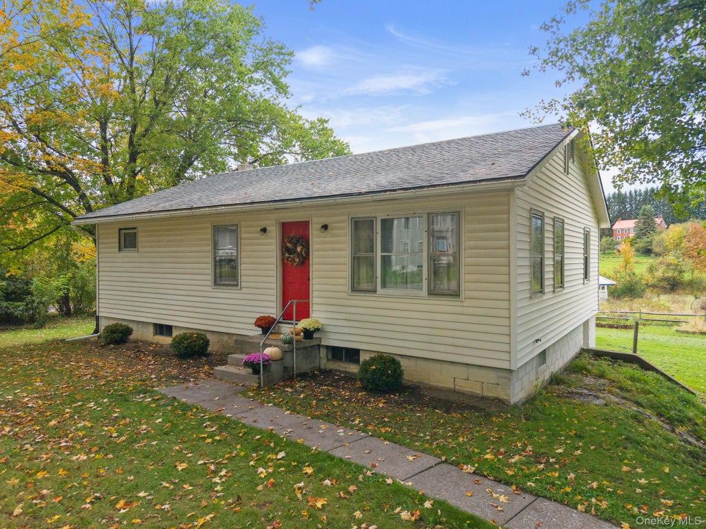 Photo of 719 Mineral Springs Rd, Cobleskill NY RD, Cobleskill, NY 12043 (MLS # 1058225)