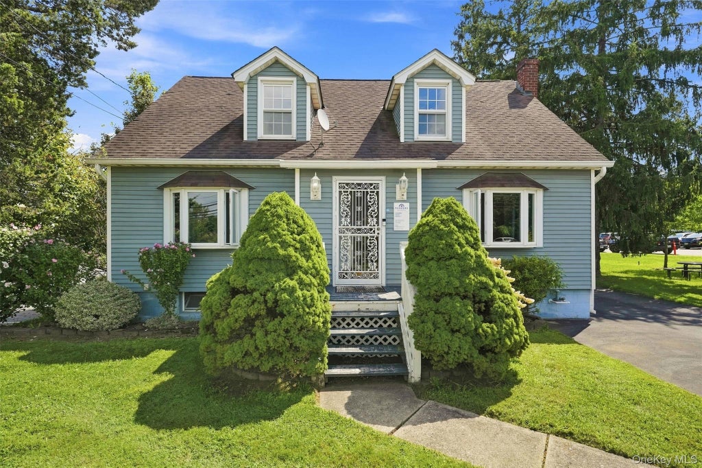 Photo of 638 Sergeant Palmateer Way, Wappingers Falls, NY 12590 (MLS # 1044235)
