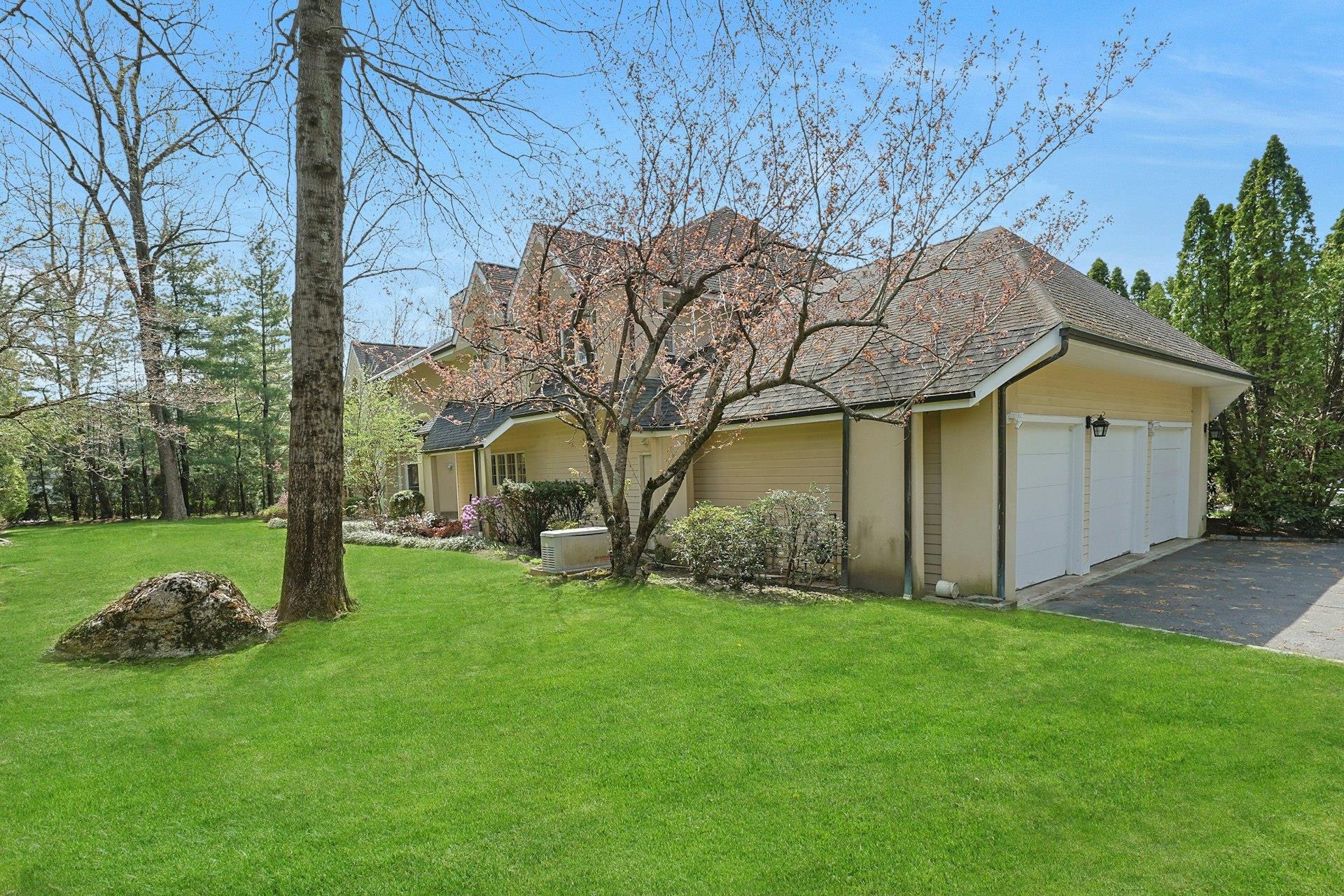 2 Sherbrooke Park, Purchase, New York image 38