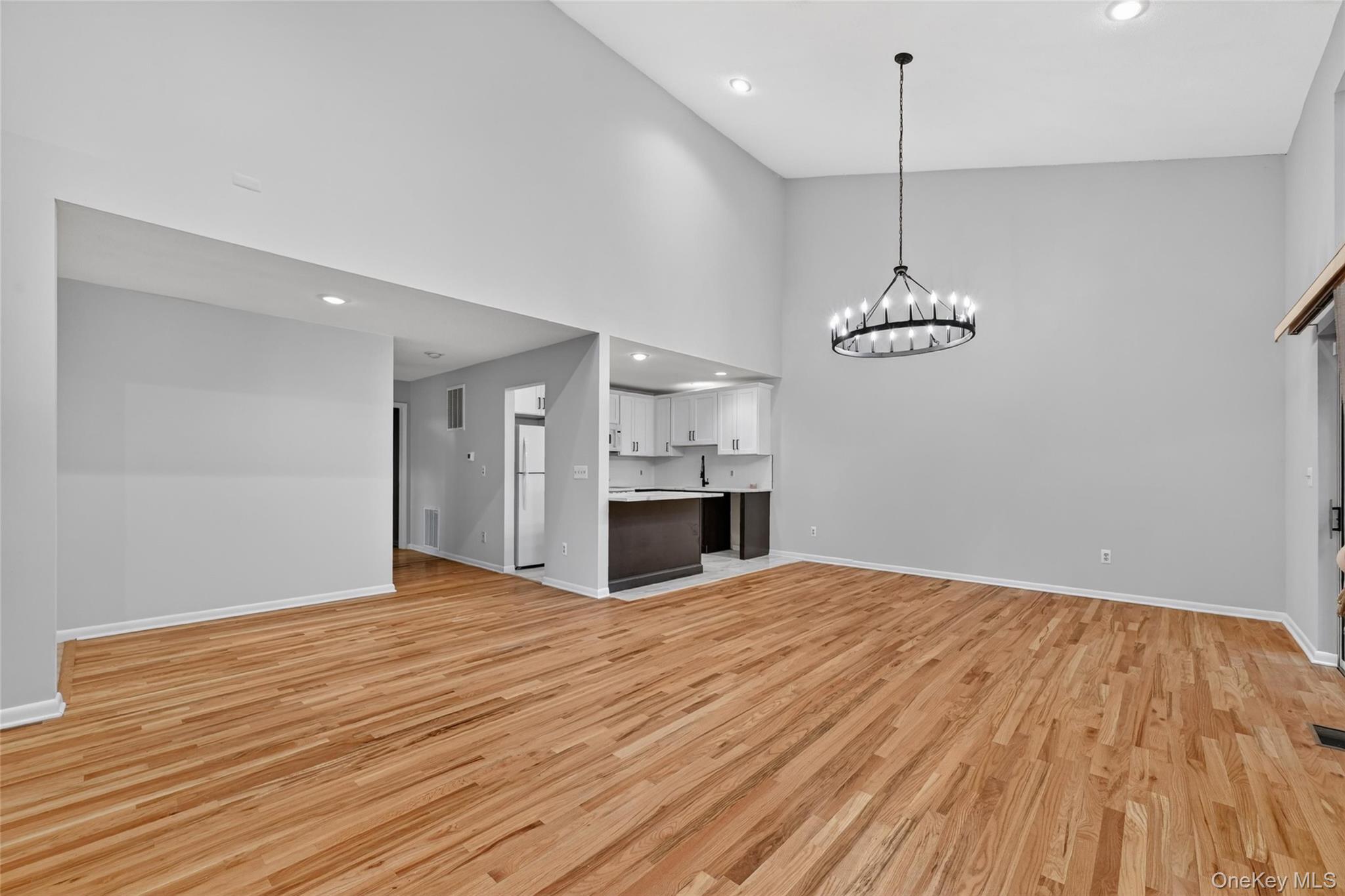 6 Summit Place