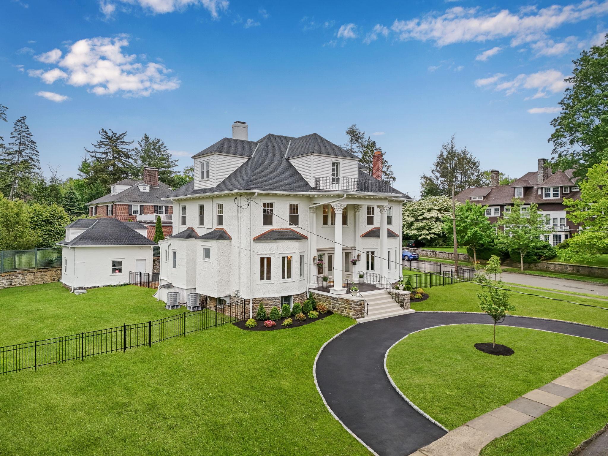 158 Loring Avenue, Pelham, New York image 2