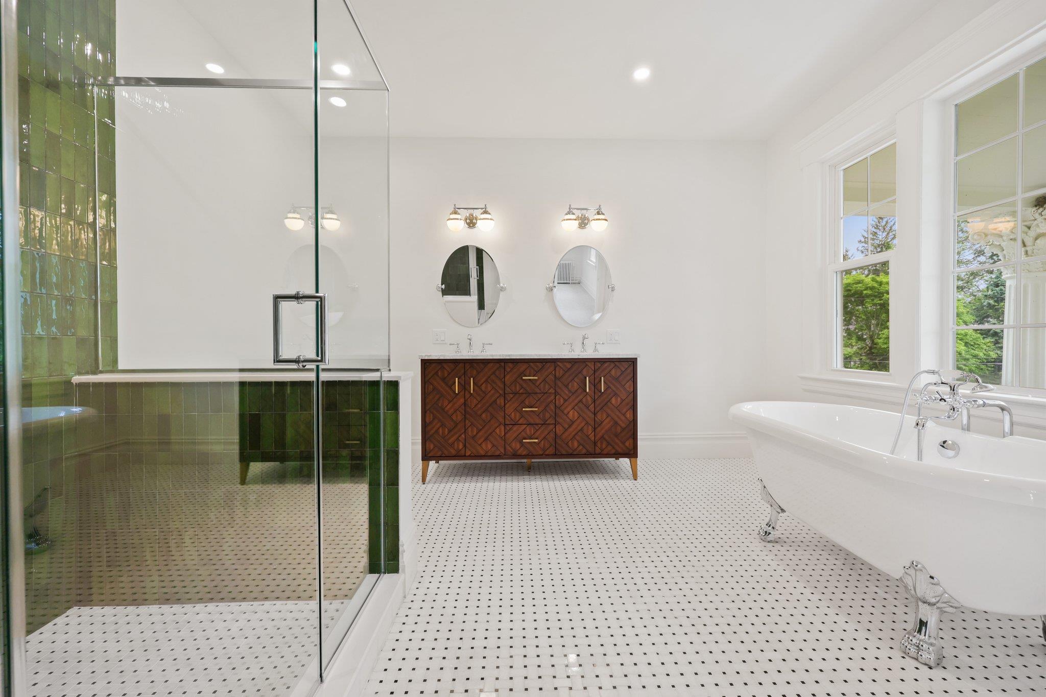 158 Loring Avenue, Pelham, New York image 21