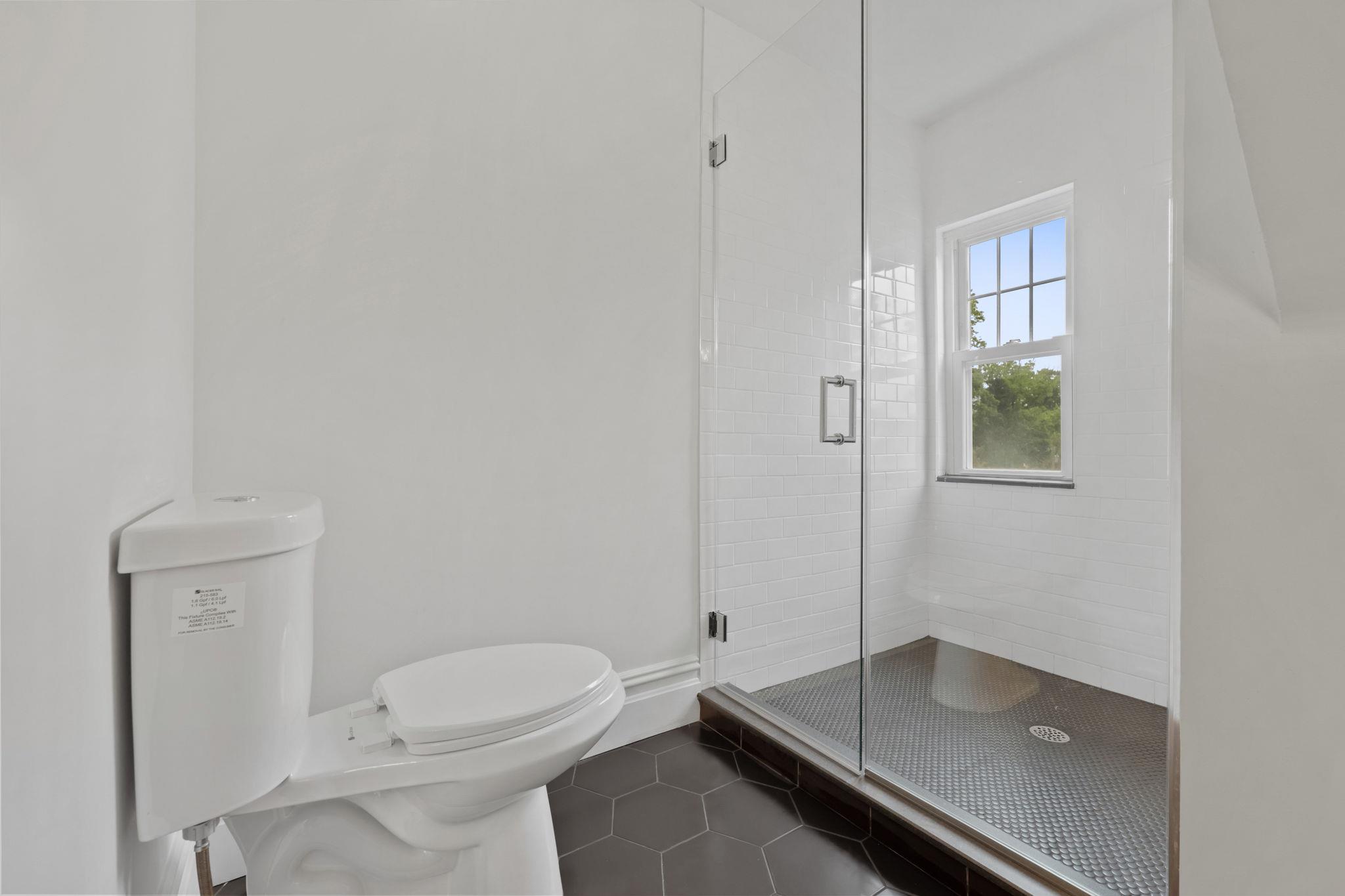 158 Loring Avenue, Pelham, New York image 30