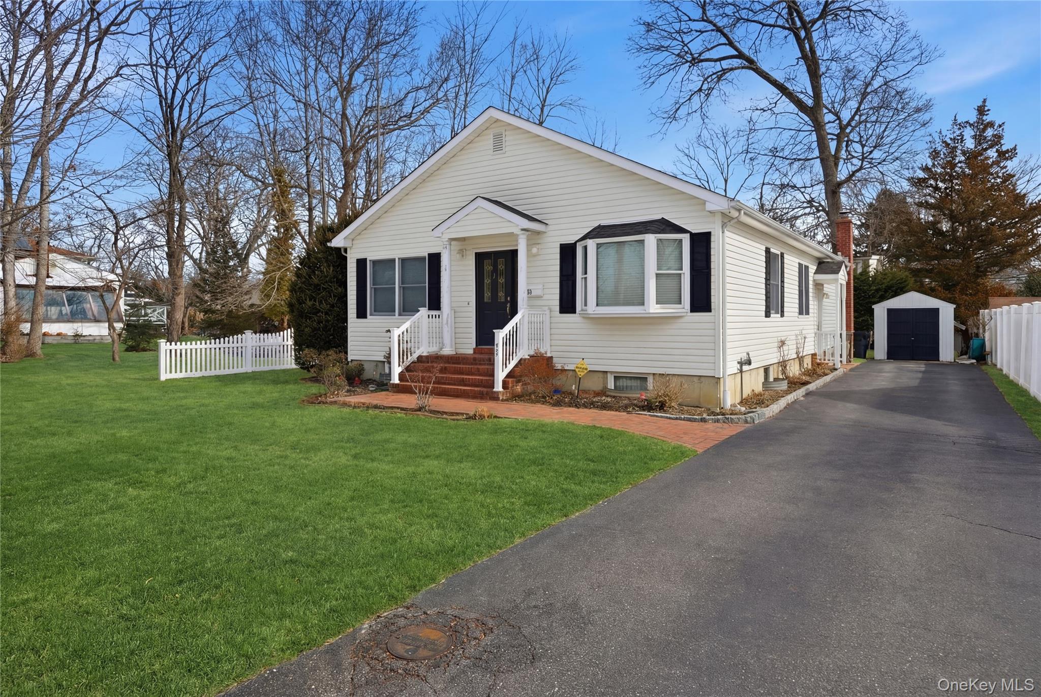 43 Ridgeway Boulevard