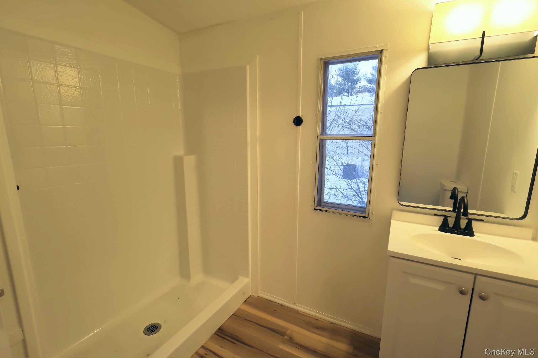 23 Oak St