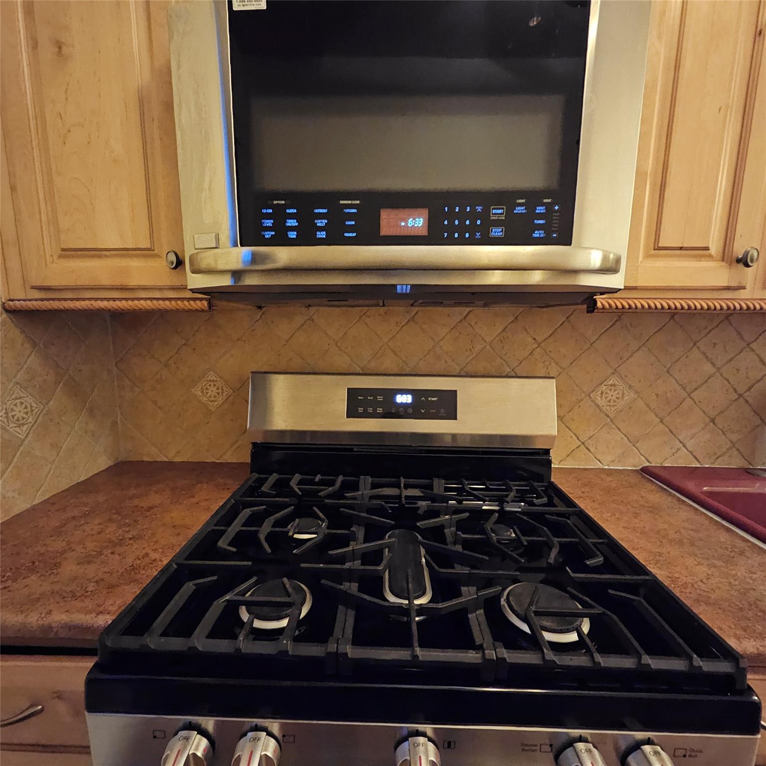 590 E 3rd Street #2-O, Mount Vernon, New York image 6