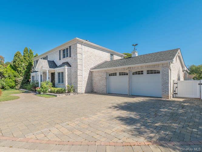 30 Knoll Lane
