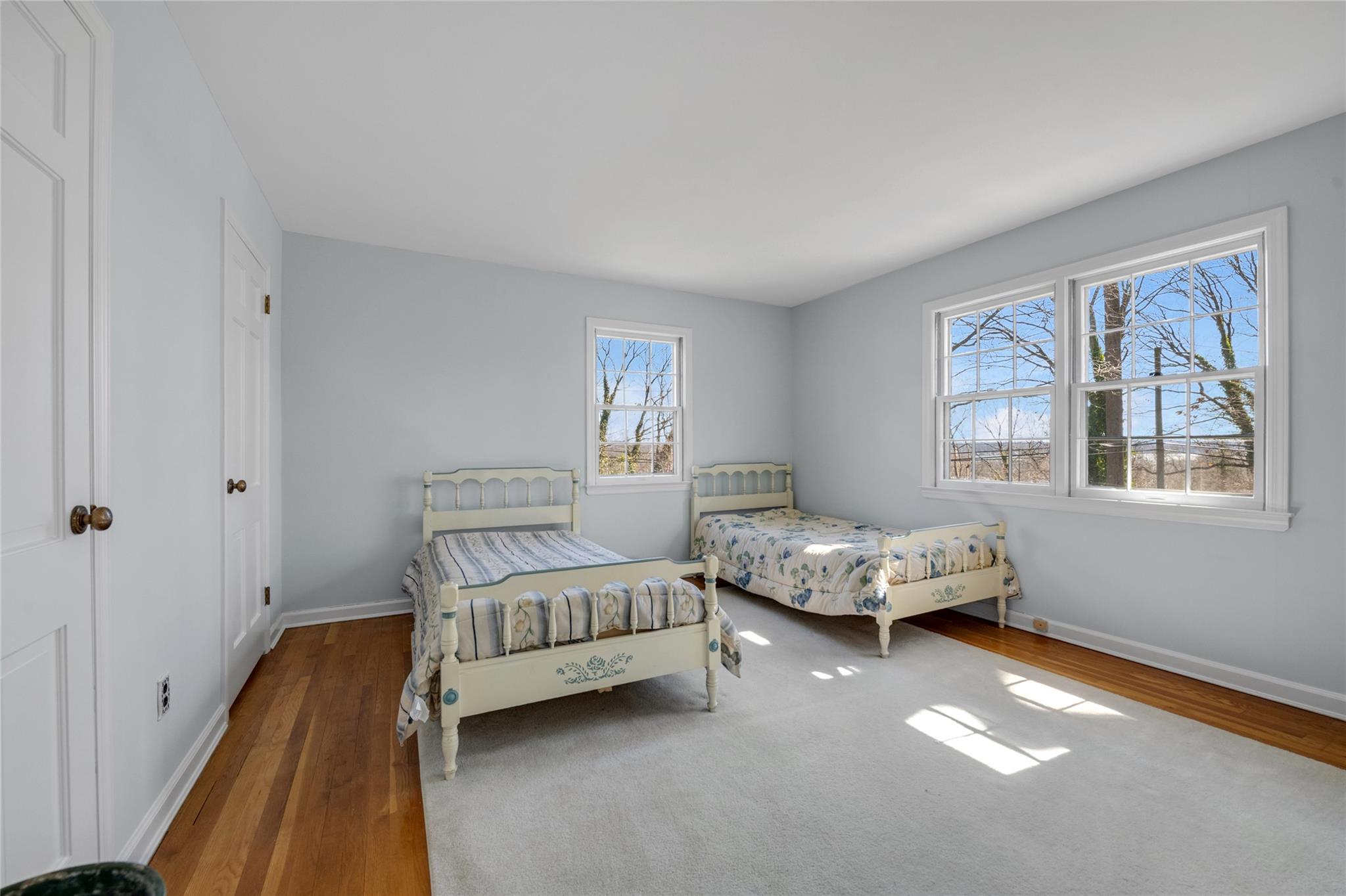 46 N Barkers Point Road, Port Washington, New York image 18