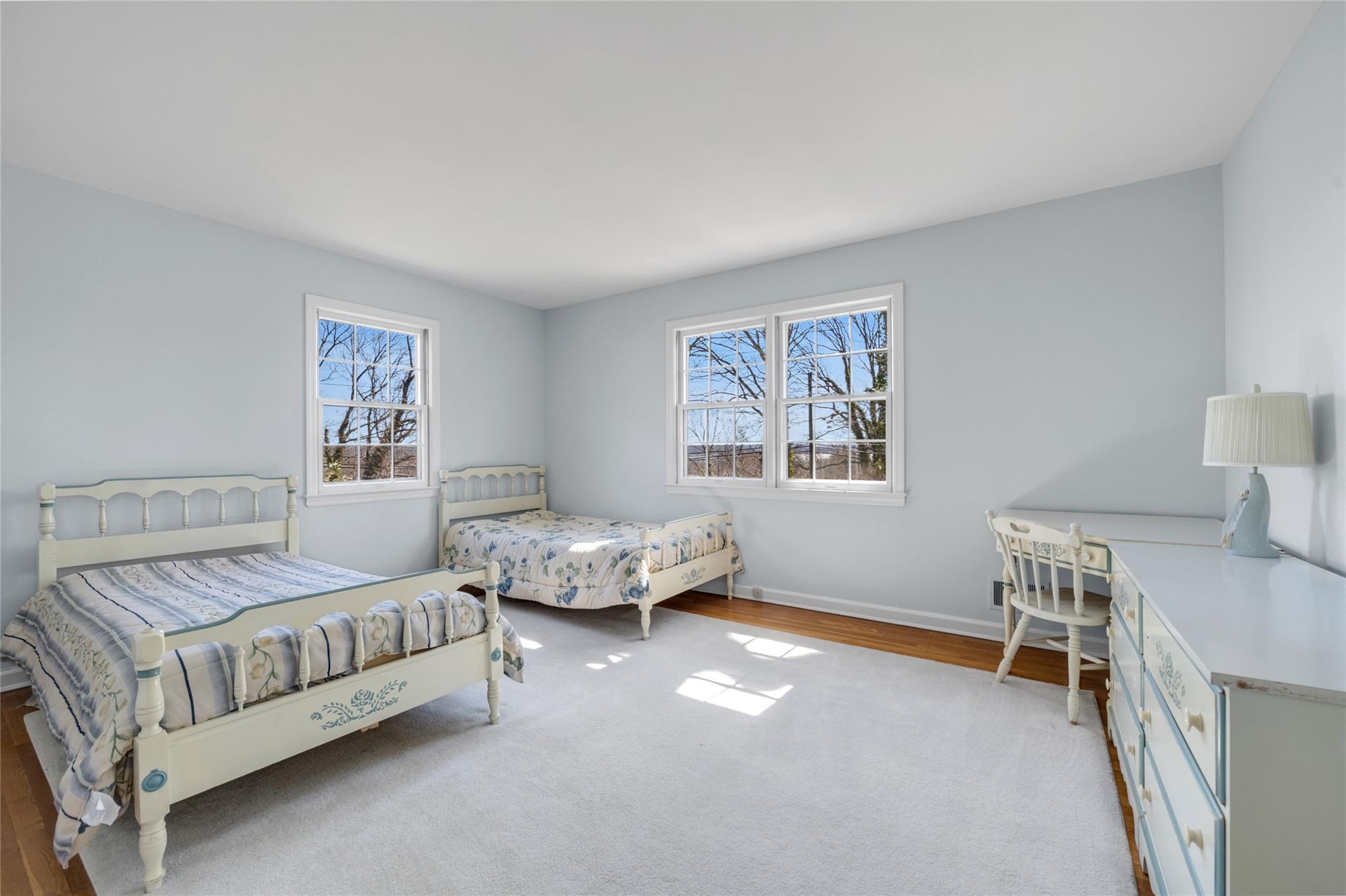 46 N Barkers Point Road, Port Washington, New York image 17