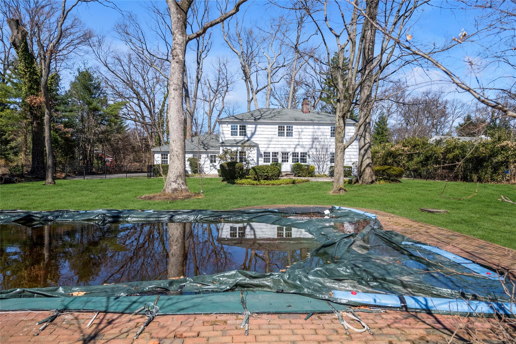 46 N Barkers Point Road, Port Washington, New York image 26