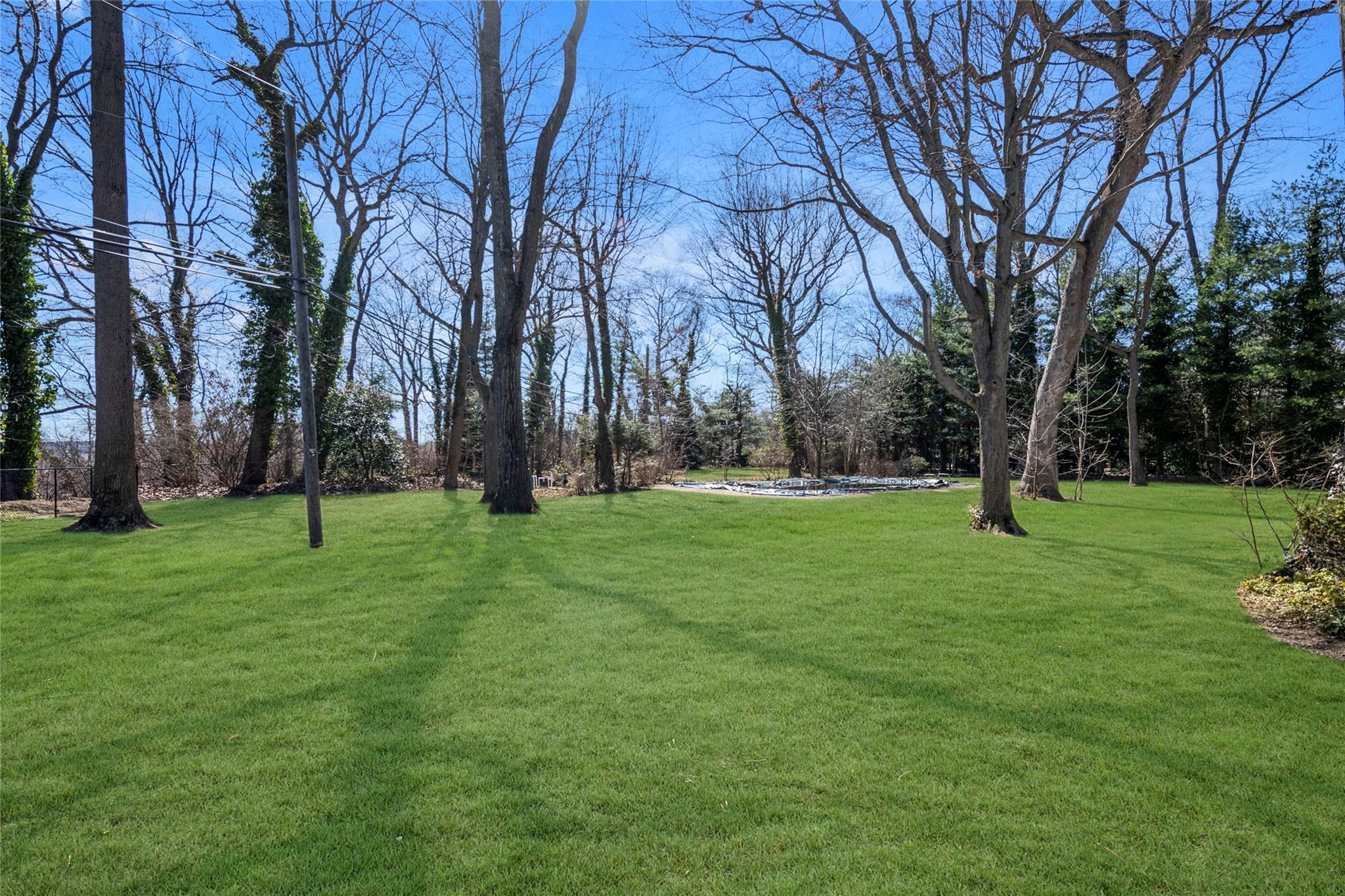 46 N Barkers Point Road, Port Washington, New York image 23