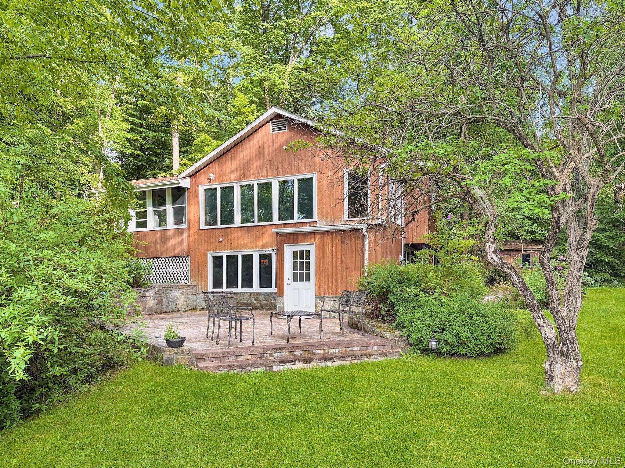 24 Lake Celeste Drive
