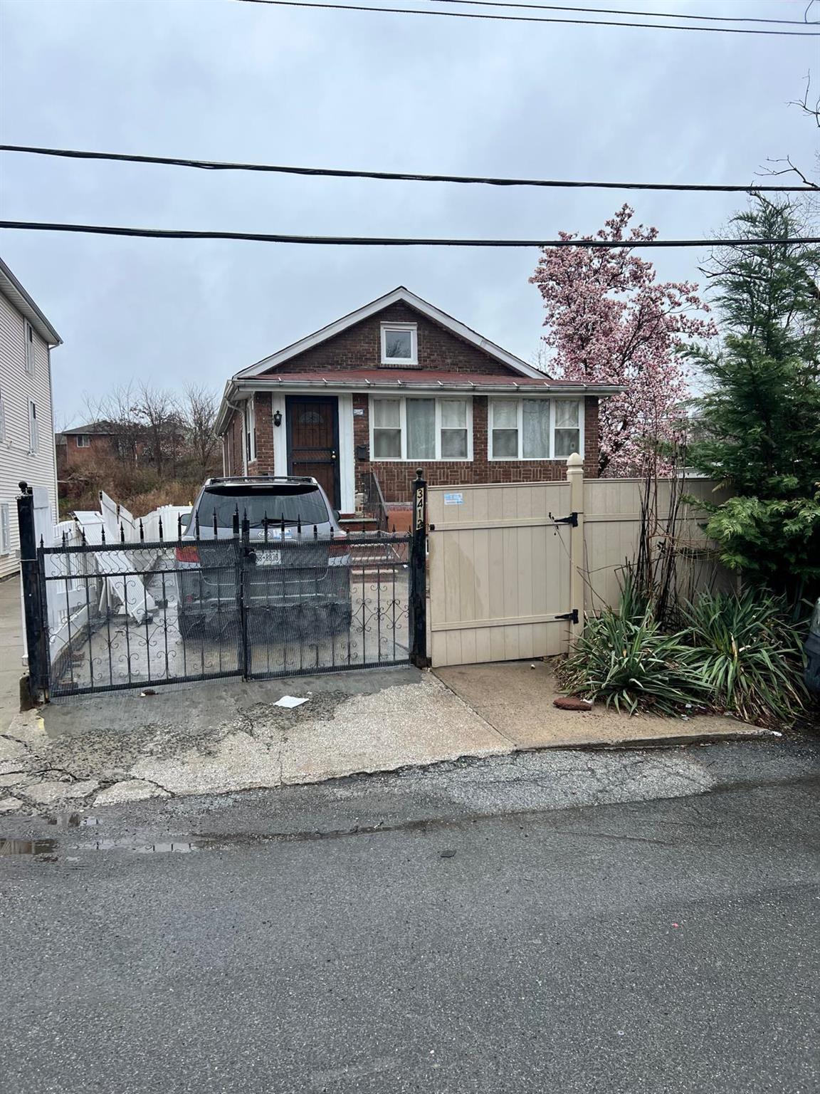 3412 Hunter Avenue, Bronx, New York image 25