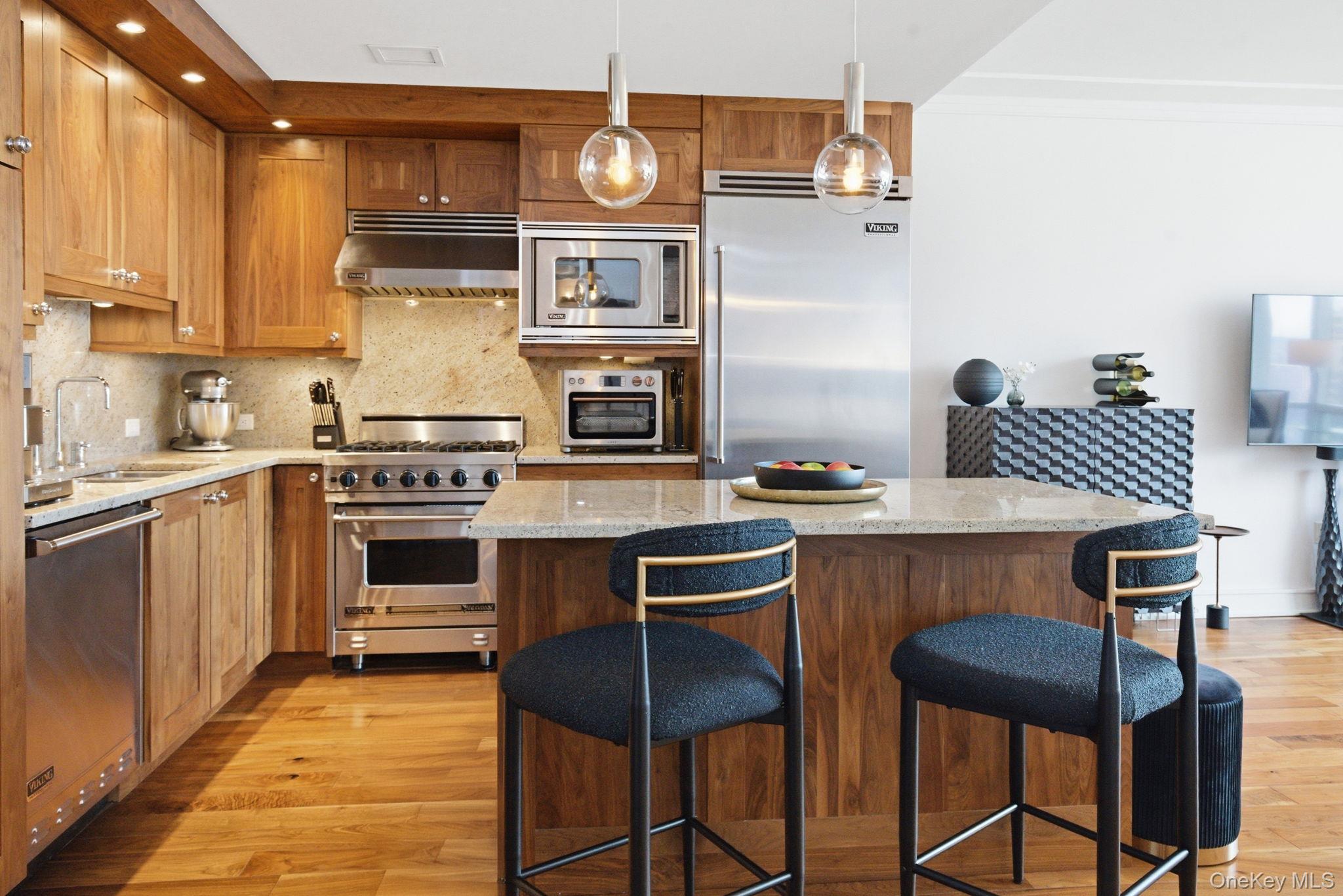 5 Renaissance Square 15C