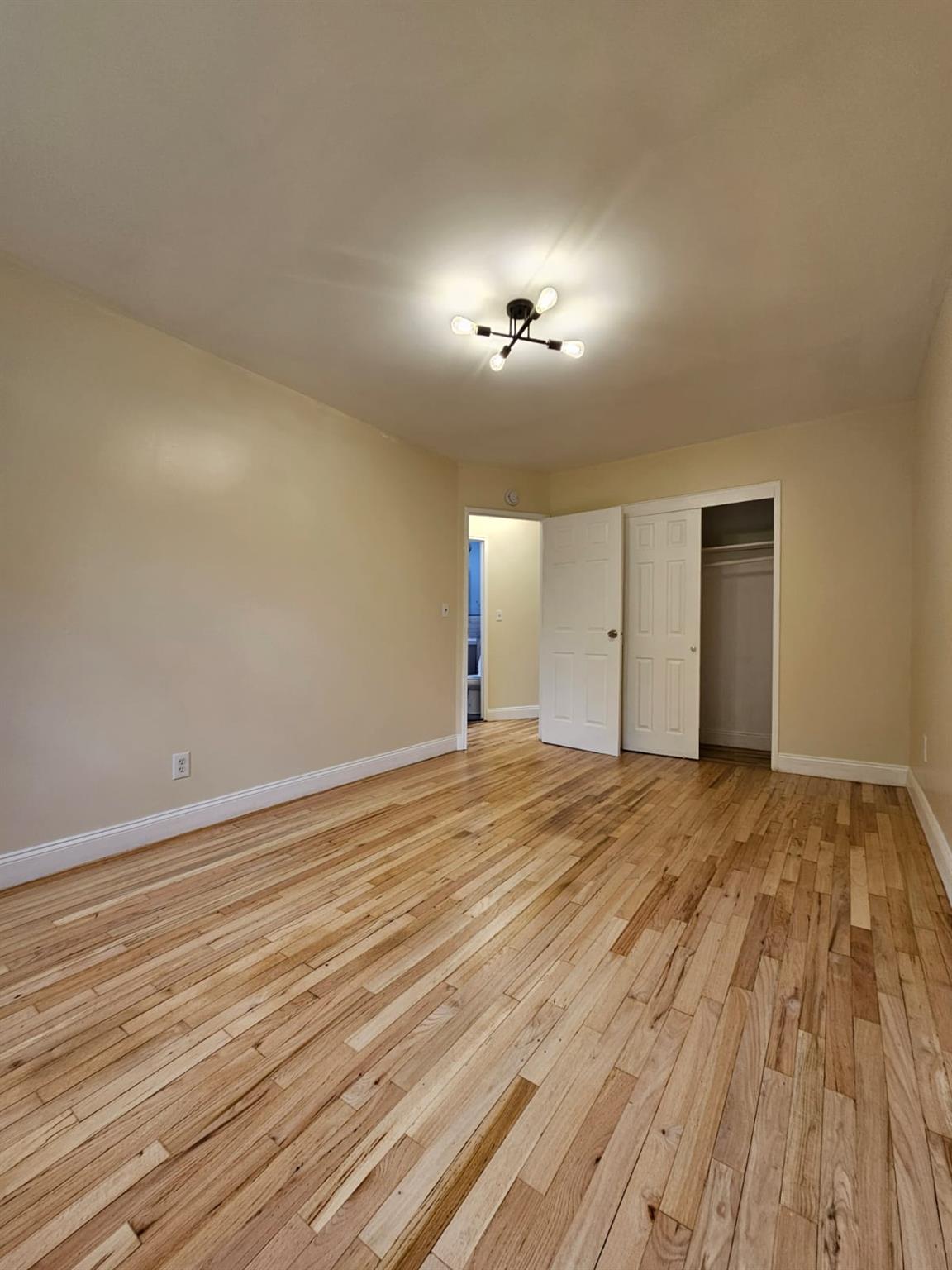 131 S 14th Avenue 2