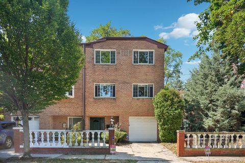 Multifamily For Sale - 5959 Delafield Avenue<br/> Bronx County, Bronx, NY 10471