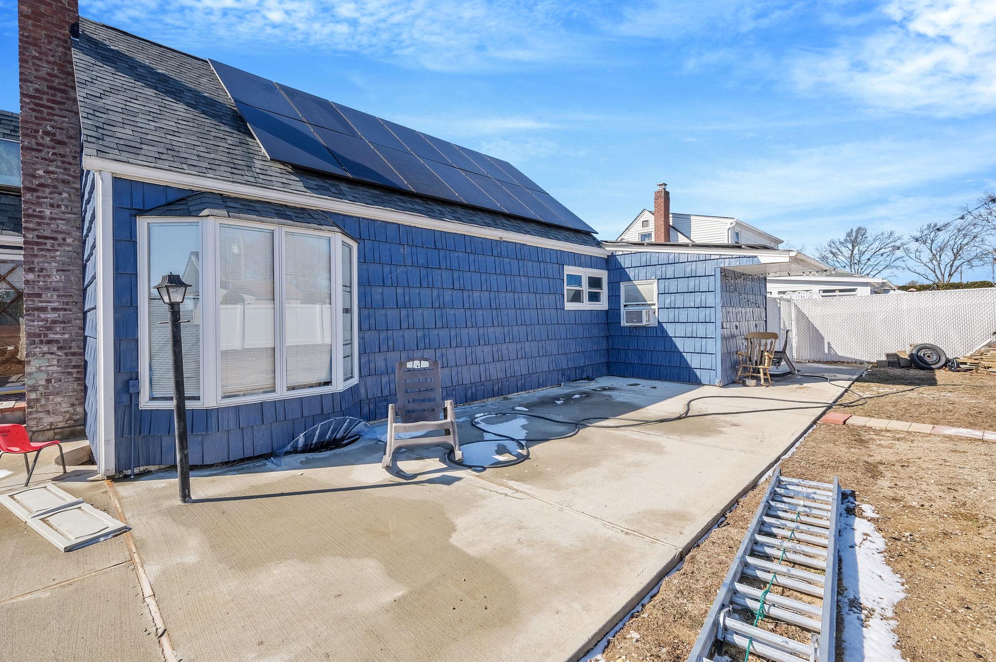 456 N Ontario Avenue, Lindenhurst, New York image 7