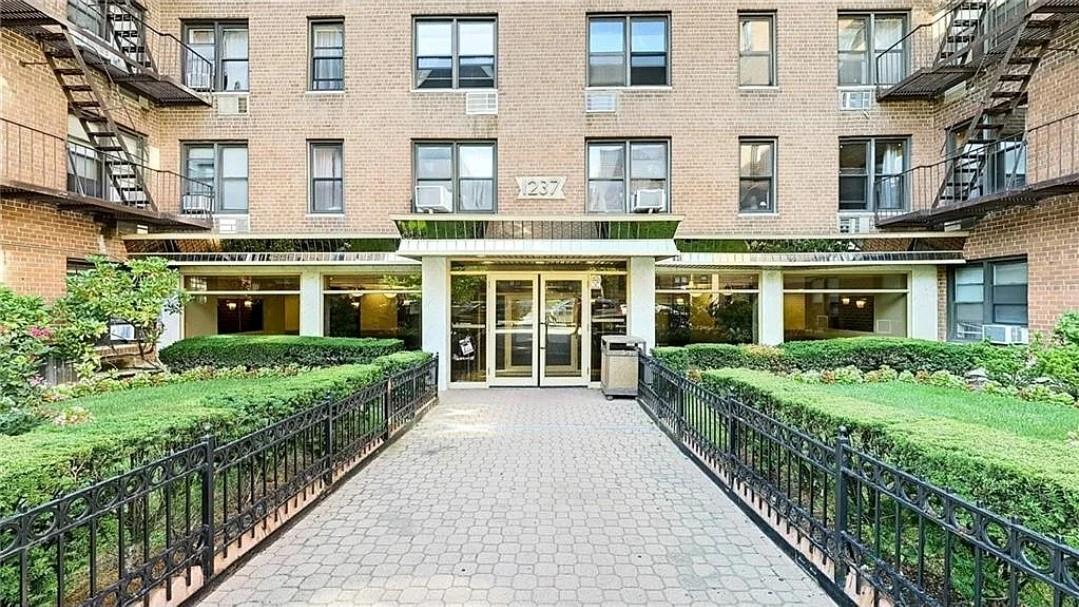 1237 Avenue Z #APT  NN, Brooklyn, New York image 1