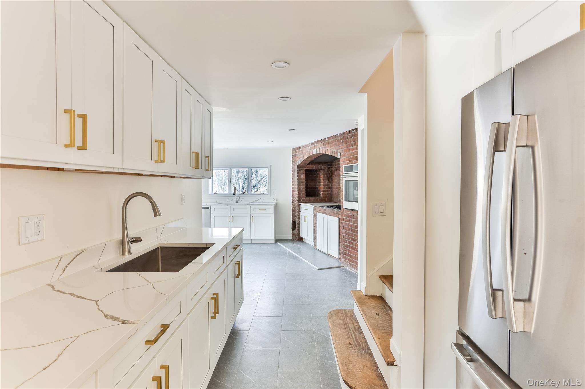 271 Colonel Greene Road