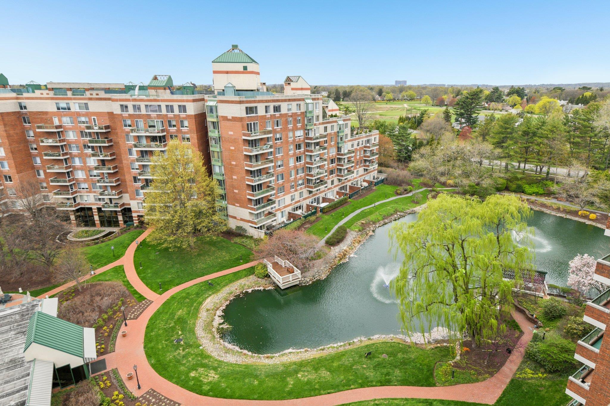 100 Hilton Avenue #901, Garden City, New York image 47