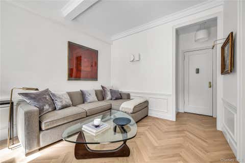 Photo of 18 W 70 Street #9, New York (Manhattan), NY 11023 (MLS # 1009895)