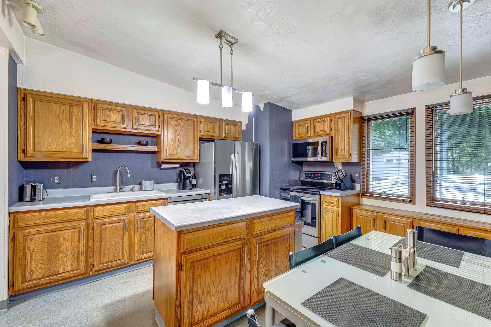 55 Putnam Road, Cortlandt Manor, New York image 2